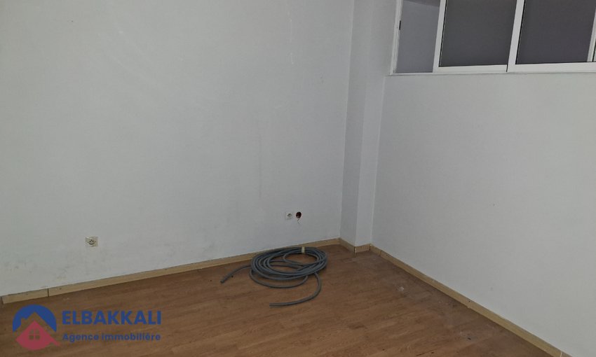 مكتب للإيجار في وسط مدينة طنجة: 80م² مع 4 غرف - view 8