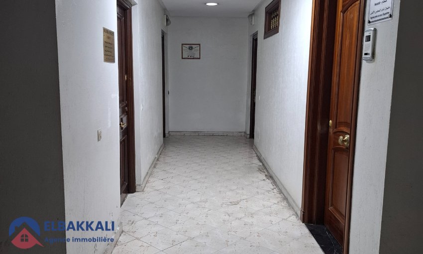 مكتب للإيجار في وسط مدينة طنجة: 80م² مع 4 غرف - view 5