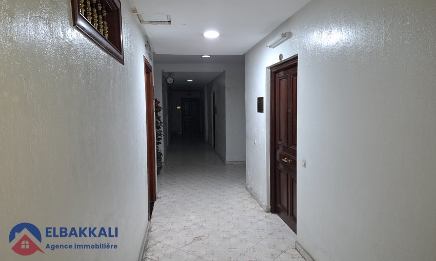 مكتب للإيجار في وسط مدينة طنجة: 80م² مع 4 غرف - view 6