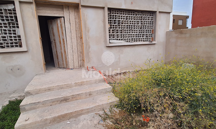 Villa Spacieuse à Vendre à Fès - 4 Chambres, 2 Étages Villa Spacieuse à Vendre à Fès - 4 Chambres, 2 Étages