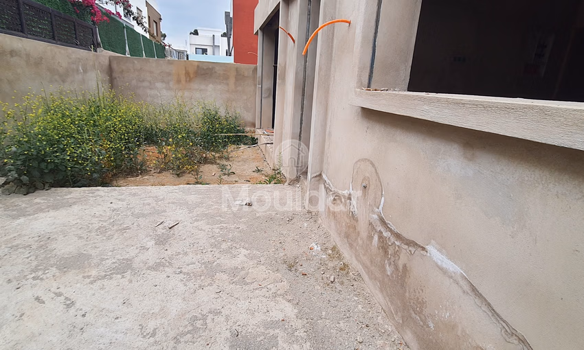 Villa Spacieuse à Vendre à Fès - 4 Chambres, 2 Étages Villa Spacieuse à Vendre à Fès - 4 Chambres, 2 Étages