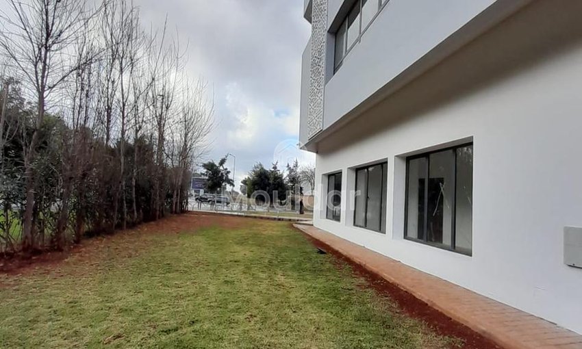 Γραφείο προς πώληση Temara: Ευκαιρία 900 m² - view 11