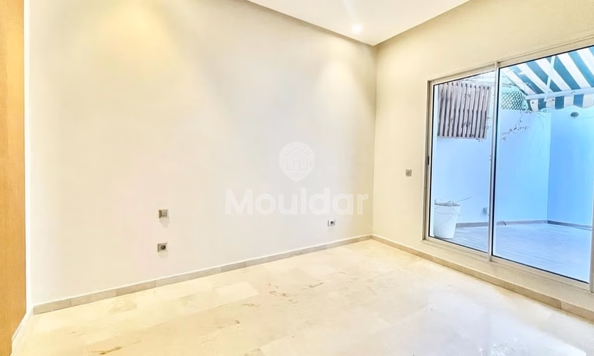 Spacious apartment for rent in the Golden Triangle of Casablanca Spacious apartment for rent in the Golden Triangle of Casablanca