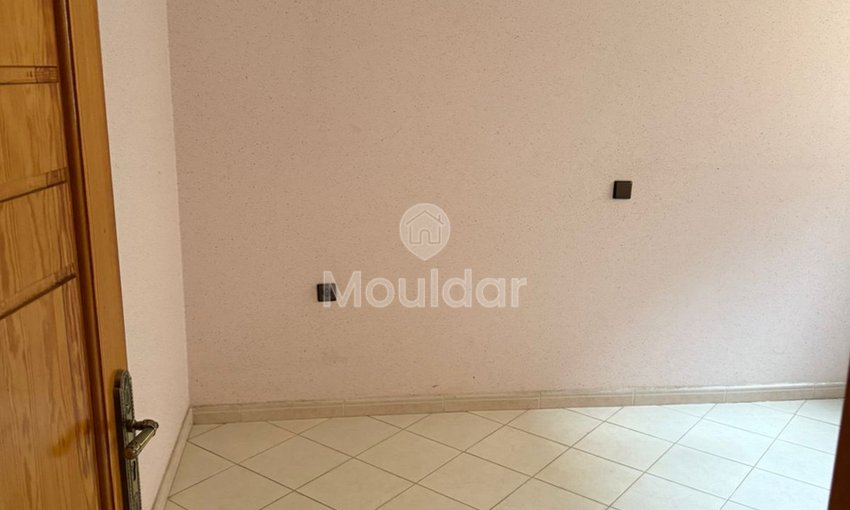 Agadir'de Hay Salam Mahallesi'nde 3 odalı satılık büyüleyici daire - view 2