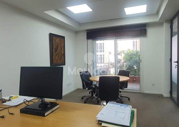 مكتب للإيجار: مساحة مثالية في مثلث الذهب، الدار البيضاء - view 3