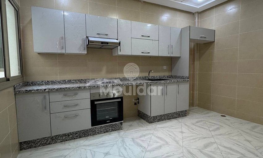 En Venta: Encantador Apartamento de 3 Habitaciones en Fez, 100m² - view 12