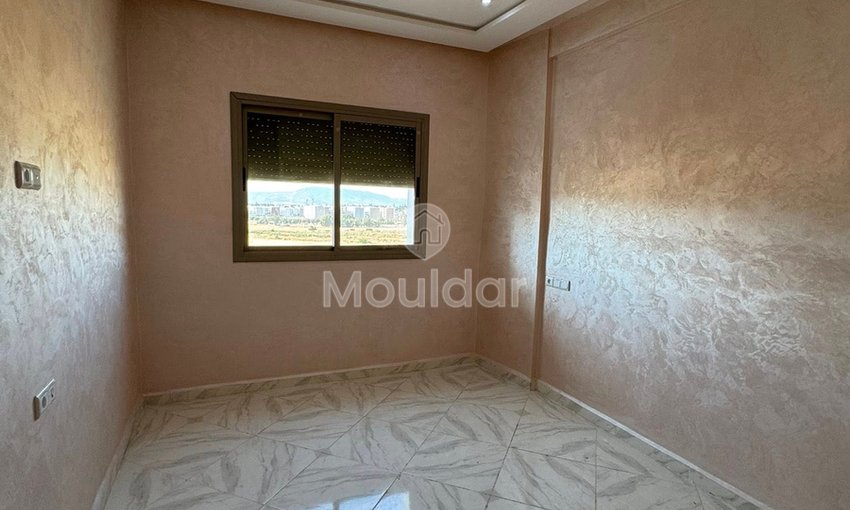 En Venta: Encantador Apartamento de 3 Habitaciones en Fez, 100m² - view 7