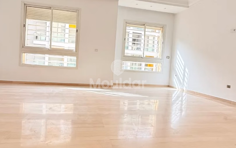 شقة رائعة للإيجار في الدار البيضاء - الأميرات