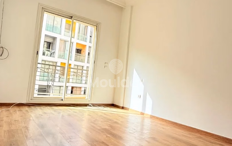 شقة رائعة للإيجار في الدار البيضاء - الأميرات