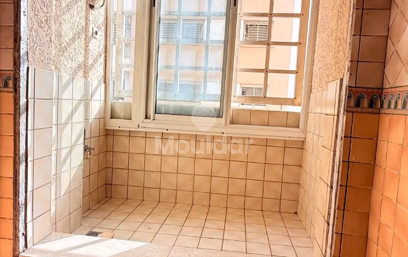 شقة رائعة للإيجار في الدار البيضاء - الأميرات