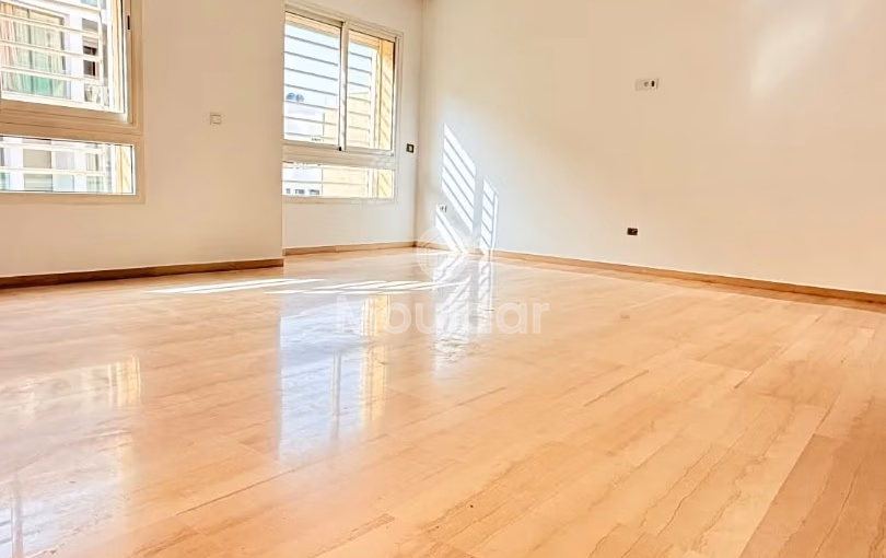 شقة رائعة للإيجار في الدار البيضاء - الأميرات