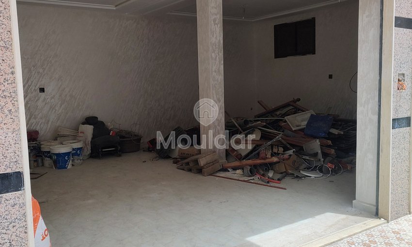 Maison Élégante à Khouribga: 8 Chambres et Garage - view 11