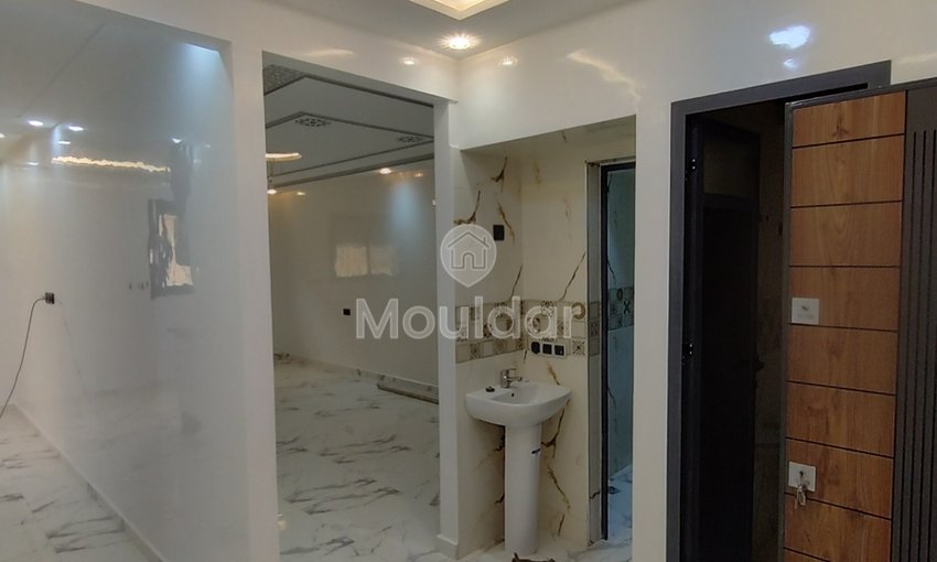 Maison Élégante à Khouribga: 8 Chambres et Garage - view 13