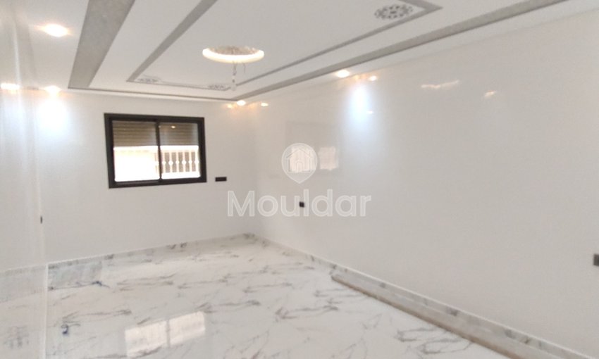 Maison Élégante à Khouribga: 8 Chambres et Garage - view 7