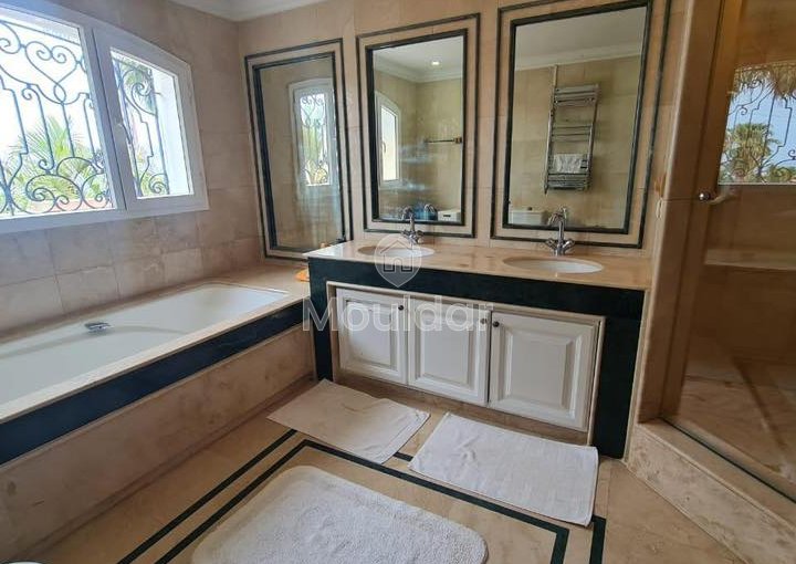 فيلا فسيحة في الدار البيضاء: واحتك للحياة الحديثة - view 16