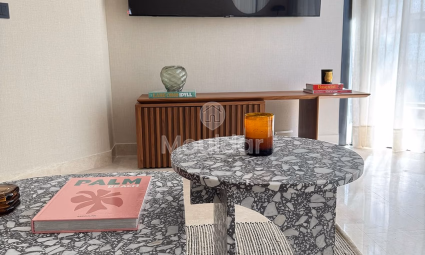 شقة للإيجار: شقة ت1 رائعة في الدار البيضاء، الأميرات