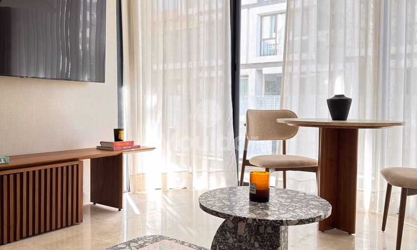 شقة للإيجار: شقة ت1 رائعة في الدار البيضاء، الأميرات