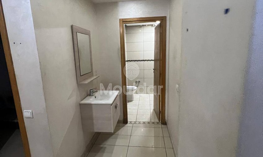 Charming 2-Bedroom Apartment for Sale in Sidi Maarouf - view 8