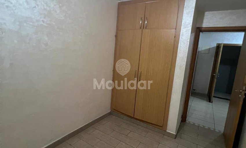 Charming 2-Bedroom Apartment for Sale in Sidi Maarouf - view 5