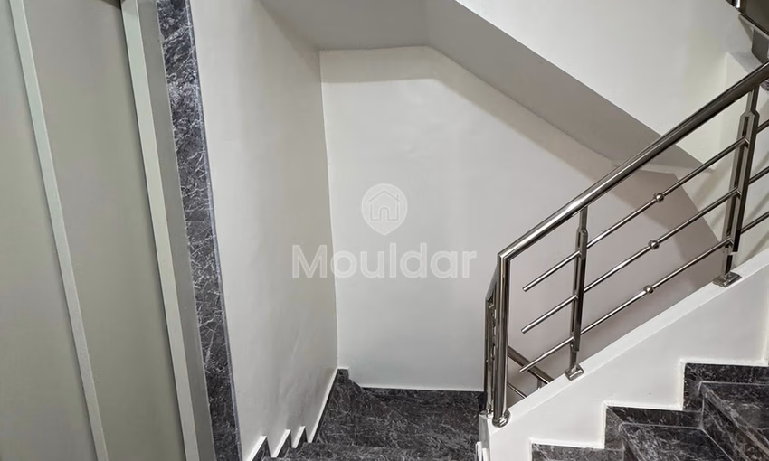 Discover your new 3-bedroom apartment in Fez. Discover your new 3-bedroom apartment in Fez.