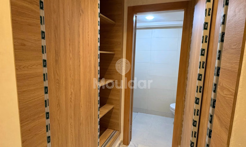 Discover your new 3-bedroom apartment in Fez. Discover your new 3-bedroom apartment in Fez.