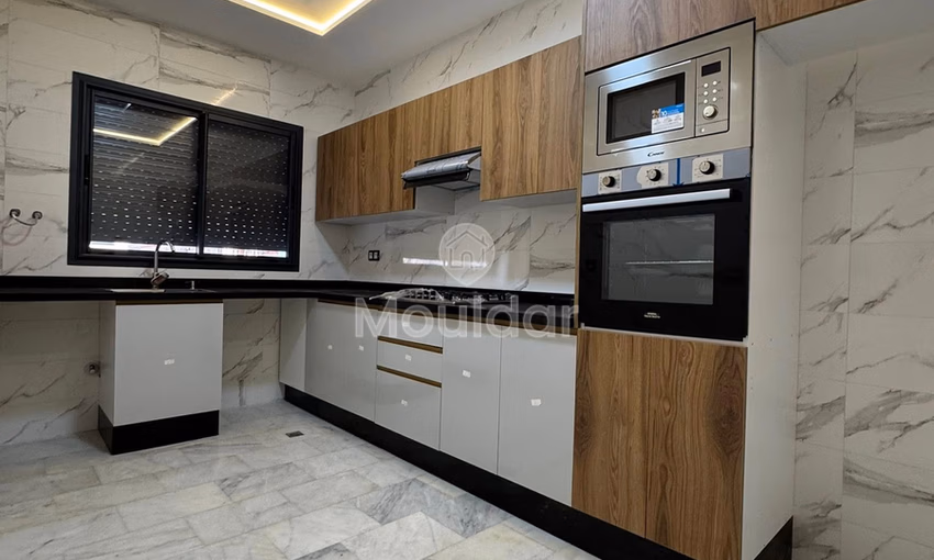 Discover your new 3-bedroom apartment in Fez. Discover your new 3-bedroom apartment in Fez.