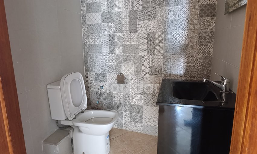 Spacious Apartment for Sale in the Heart of Kénitra - view 11