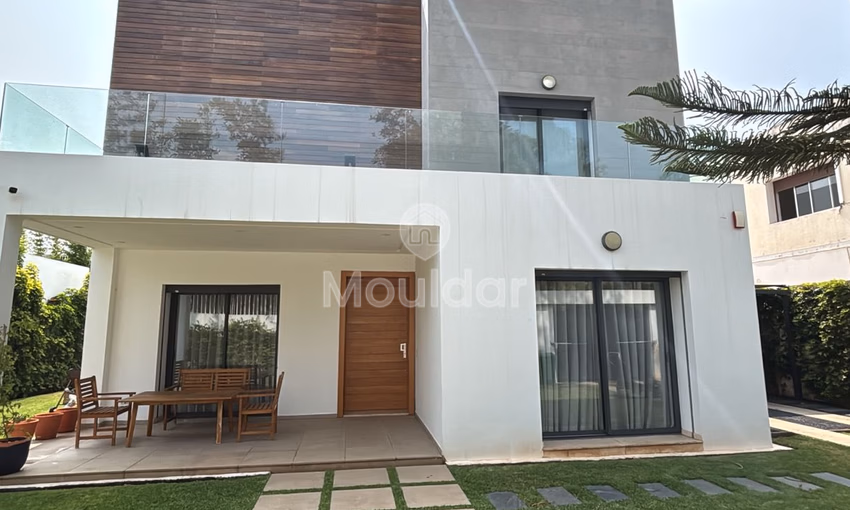 Villa de Luxe à Louer à Casablanca - Oasis, 4 Chambres