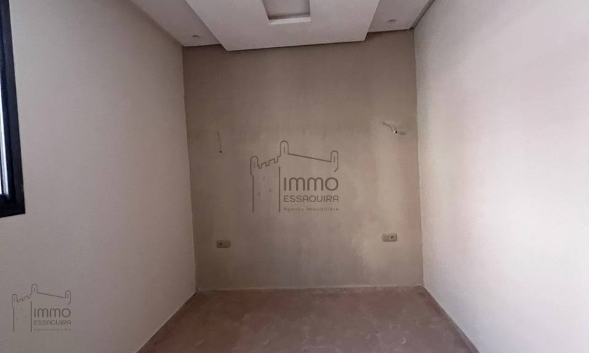 شقة في الطابق الأرضي 2 غرف نوم للبيع في قلب الصويرة - view 4