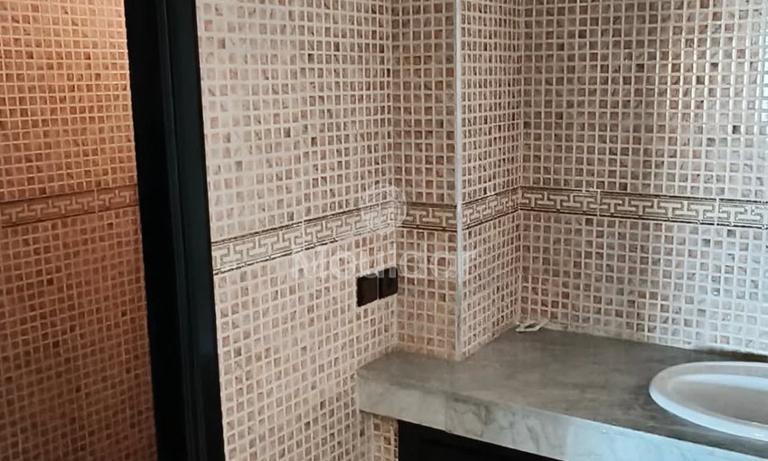 Para alugar: Apartamento espaçoso de 3 quartos no coração de Kenitra - view 12