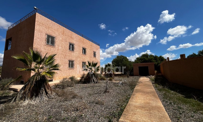 Villa Spacieuse à Taroudant : 8 Chambres sur 9833 m² - view 12