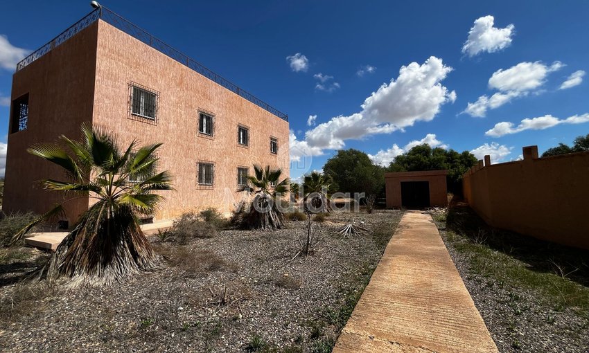 Villa Spacieuse à Taroudant : 8 Chambres sur 9833 m² - view 9