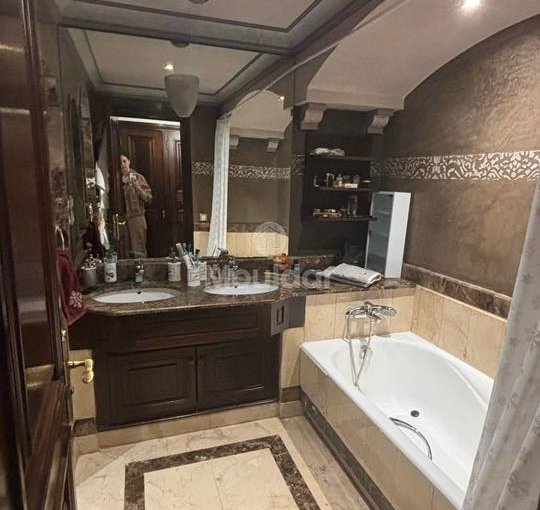 Da affittare: Spazioso appartamento con 3 camere a Racine, Casablanca - view 11