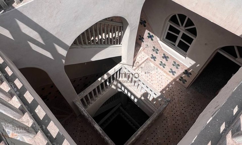 رياض استثنائي للبيع: 6 غرف في قلب الصويرة! - view 21