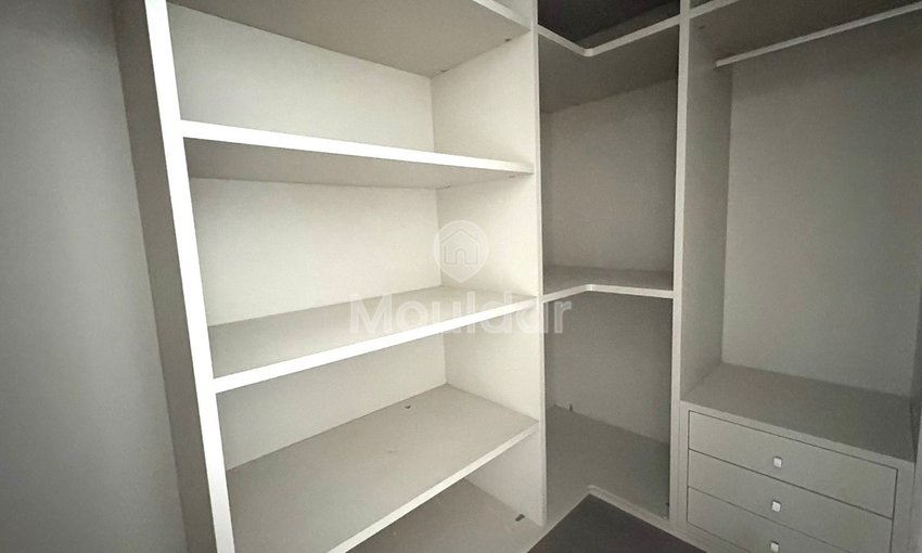 Encantador Apartamento de 3 Habitaciones en Alquiler en Aïn Diab, Casablanca - view 5