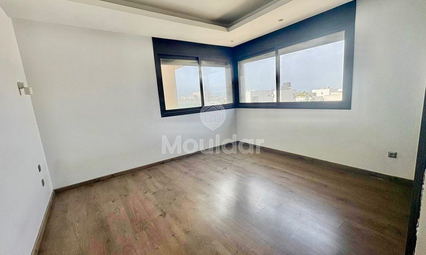 Encantador Apartamento de 3 Habitaciones en Alquiler en Aïn Diab, Casablanca - view 3