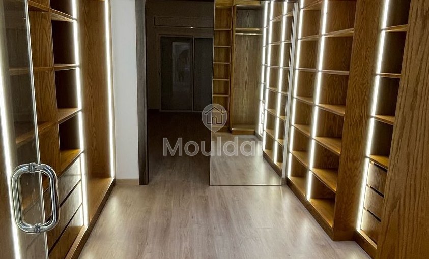 Vila de vis în Tanger: 4 camere, 375 m² de prins - view 3