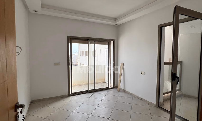 Appartement à Louer : 2 Chambres, Vue Époustouflante à Agadir