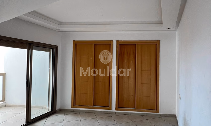 Appartement à Louer : 2 Chambres, Vue Époustouflante à Agadir