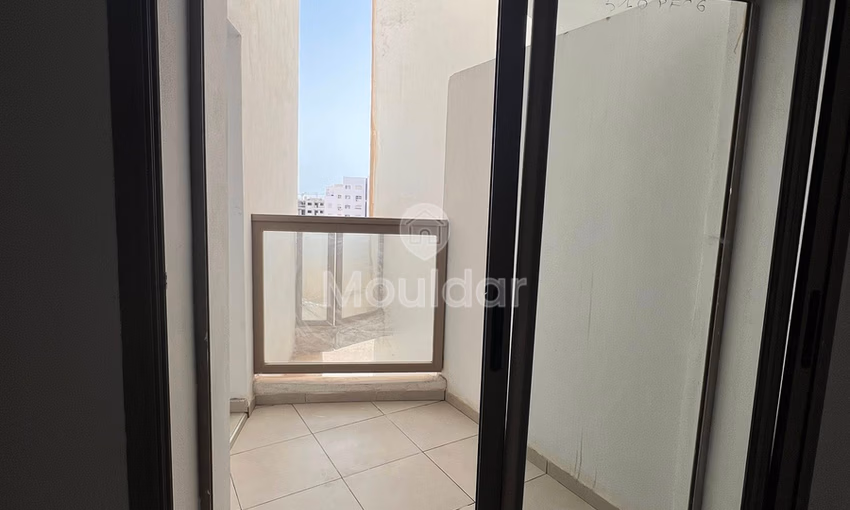 Appartement à Louer : 2 Chambres, Vue Époustouflante à Agadir