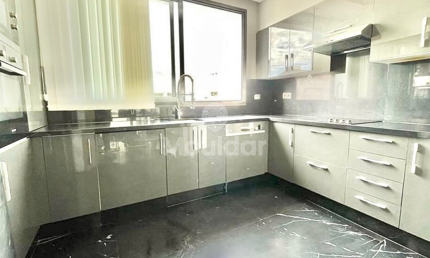 شقة دوبلكس واسعة للإيجار في الدار البيضاء - RACINE، 210م² - view 8