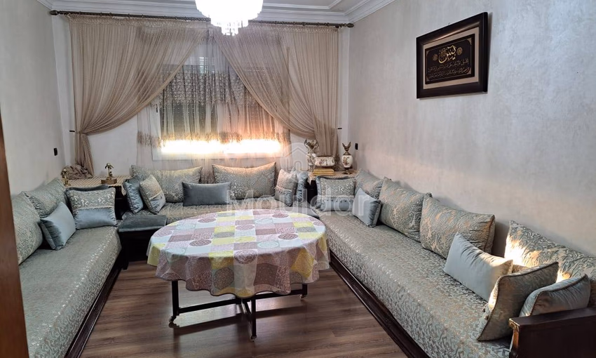 شقة من غرفتين للإيجار في العرائش - 90م²