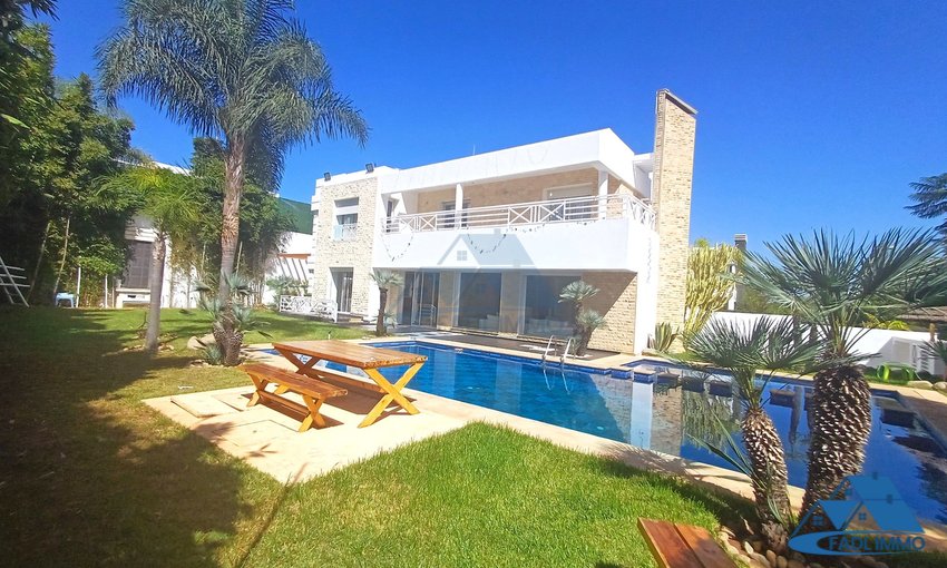 بيع فيلا أنيقة 850 م² في بساتين المنزه