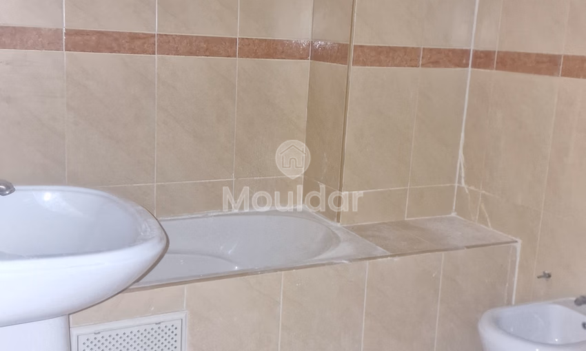Spacious Apartment for Sale in Ksar el-Kebir - 3 Bedrooms Spacious Apartment for Sale in Ksar el-Kebir - 3 Bedrooms