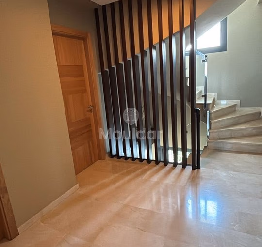 فيلا فاخرة للإيجار في الدار البيضاء - واحة، 4 غرف نوم فيلا فاخرة للإيجار في الدار البيضاء - واحة، 4 غرف نوم