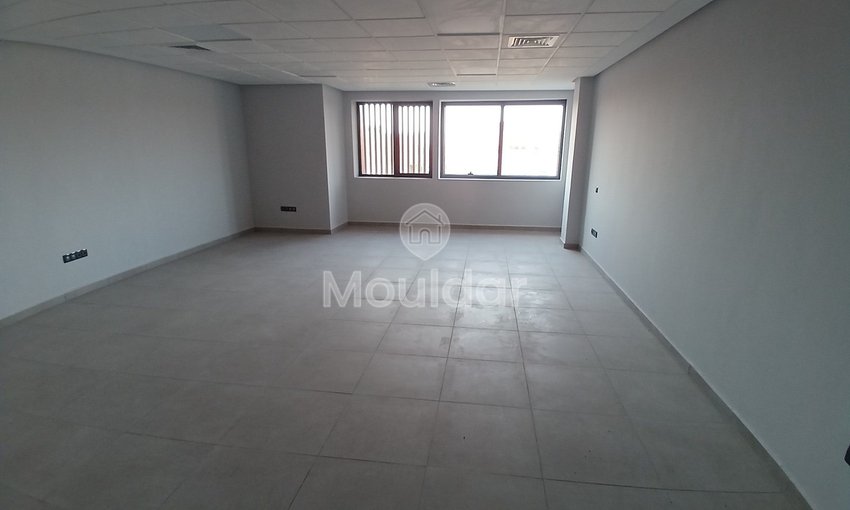 مكتب للإيجار في مراكش - مساحة مثالية 64م² - view 4