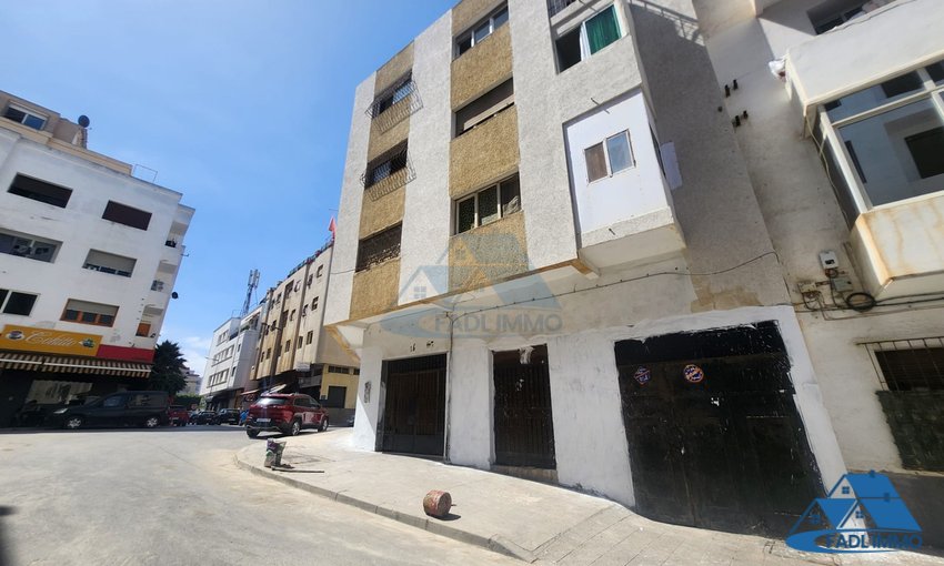 SALE OF TWO STORES IN THE OCEAN DISTRICT OF RABAT - view 2