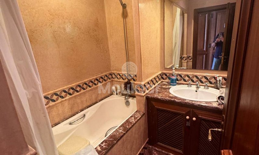 Spacious Apartment for Sale in the Golden Triangle, Casablanca - view 12