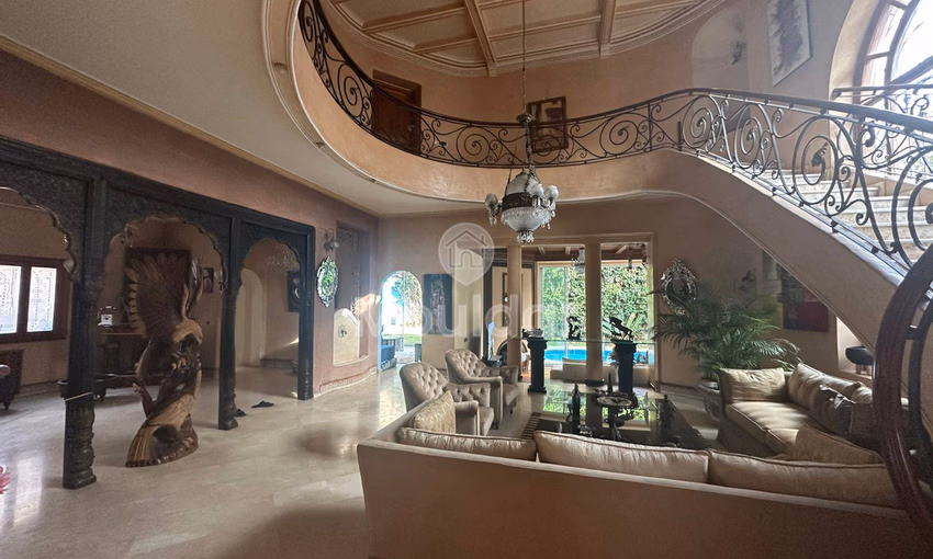 Exceptional Villa in Casablanca: Luxurious, Spacious, and Modern