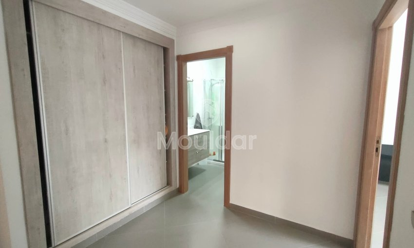 Apartament do wynajęcia w Aïn Diab: elegancja i komfort - view 3